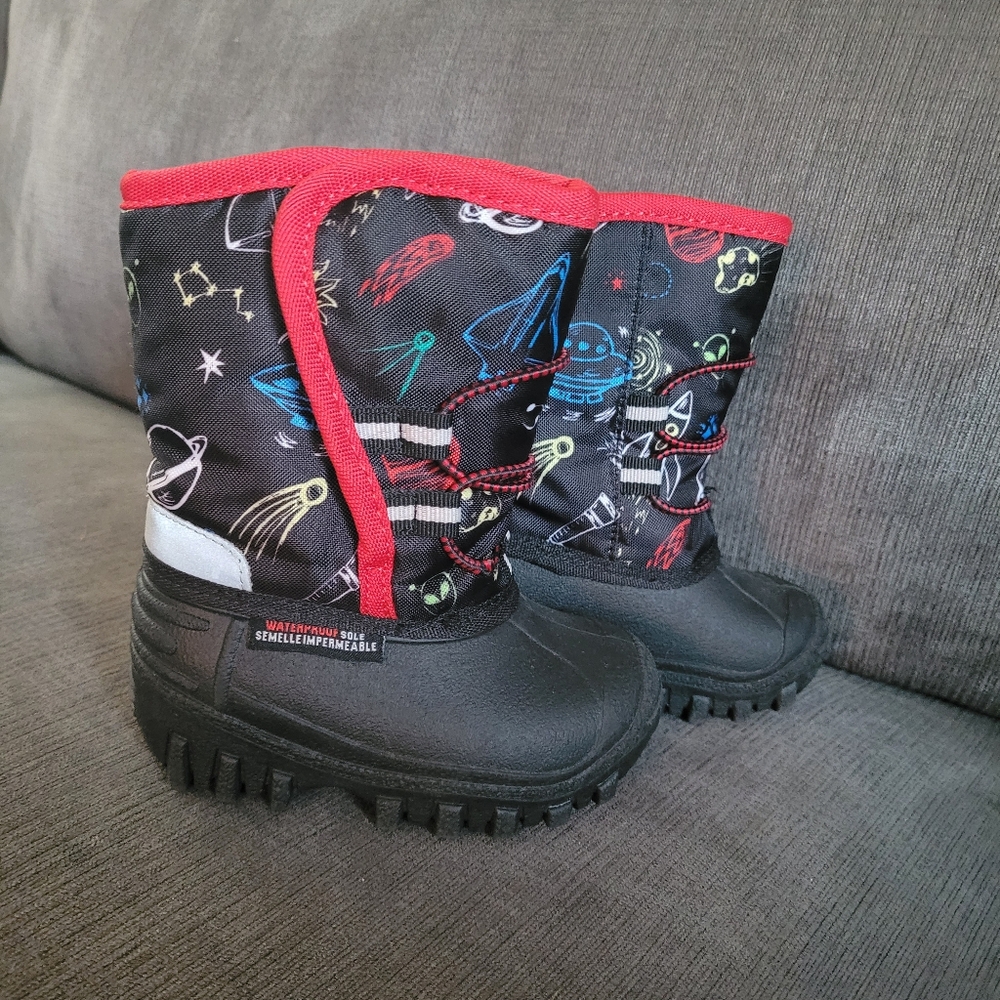 Kids Toddler Space Winter Boots - Size 5